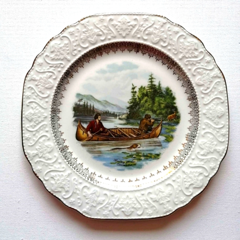 Vintage Wood&Sons Decorative Plate Hunting for Deer Embossed (# 2)